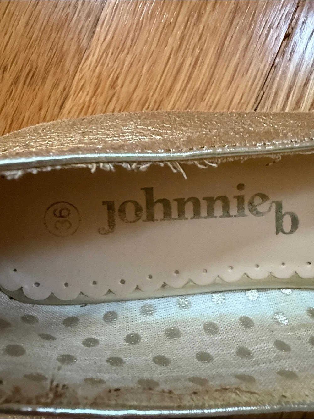 Boden Gold Glitter Heart Toe Ballet Flats